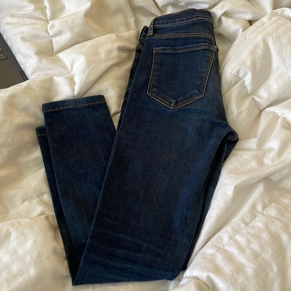 Dark wash Banana Republic skinny jeans